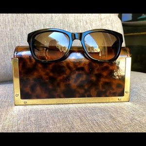 Tory Burch Sunglasses with tortoise case